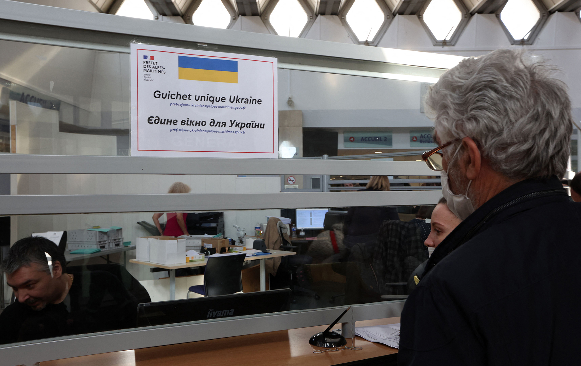 Новые условия. Какие изменения ждут беженцев за рубежом с 1 сентября